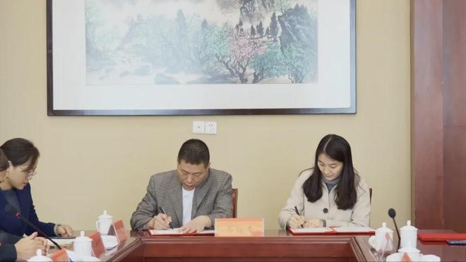 神农架新闻11.jpg